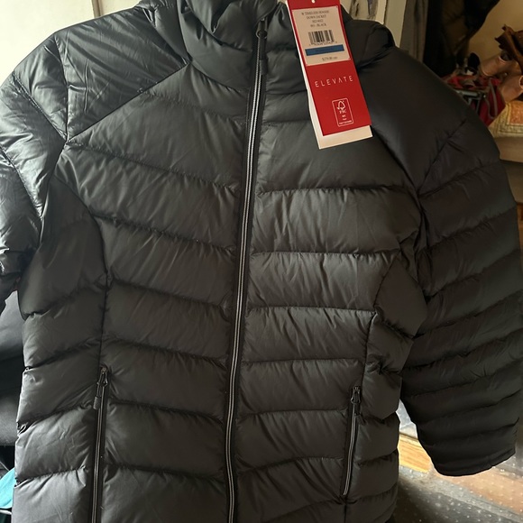 NWT excellent Spyder down filled Jacket 700 Power Fill XL fits like large - Picture 5 of 8